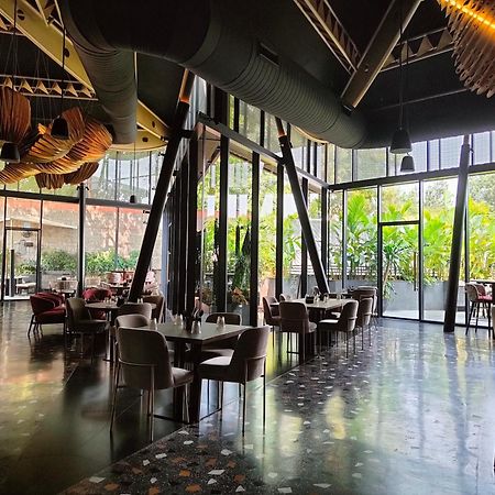The Golkonda Resort And Spa Hyderabad Exterior foto